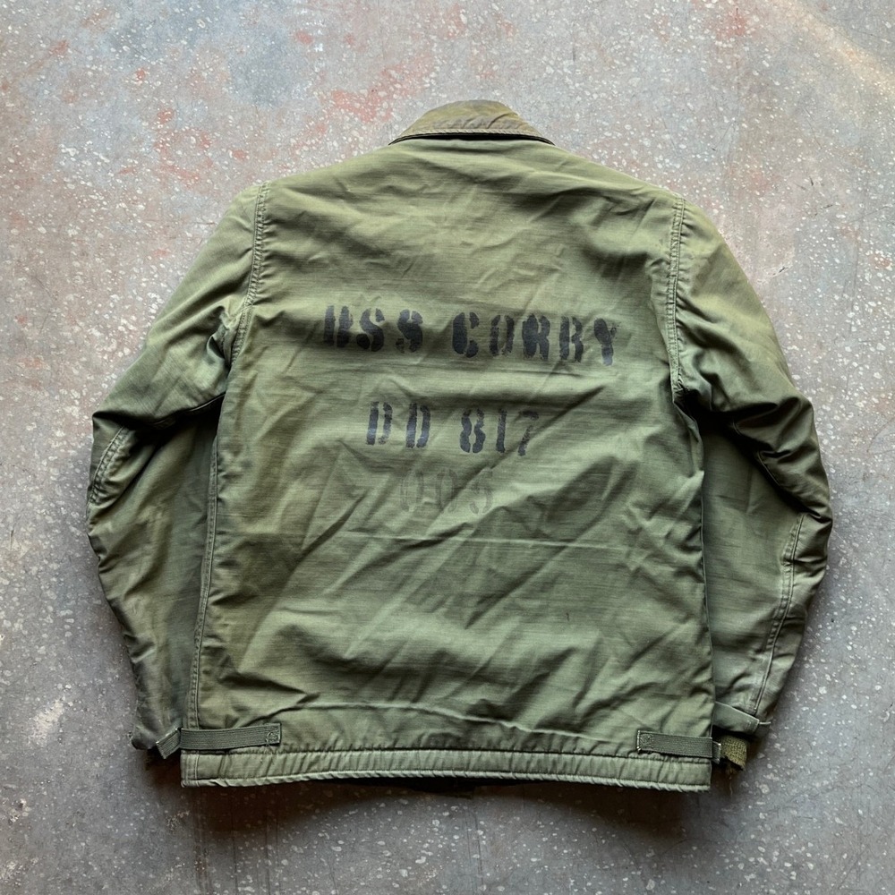 US Military Cold Weather Jacket N4415 192 5577 Size Medium USS Corby DD 817 - Picture 3 of 11
